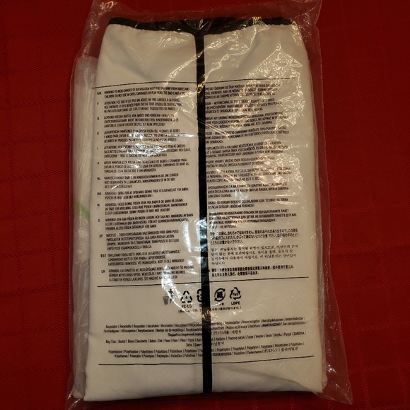 Palace Adidas Juventus White Tracktop - Picture 3 of 3